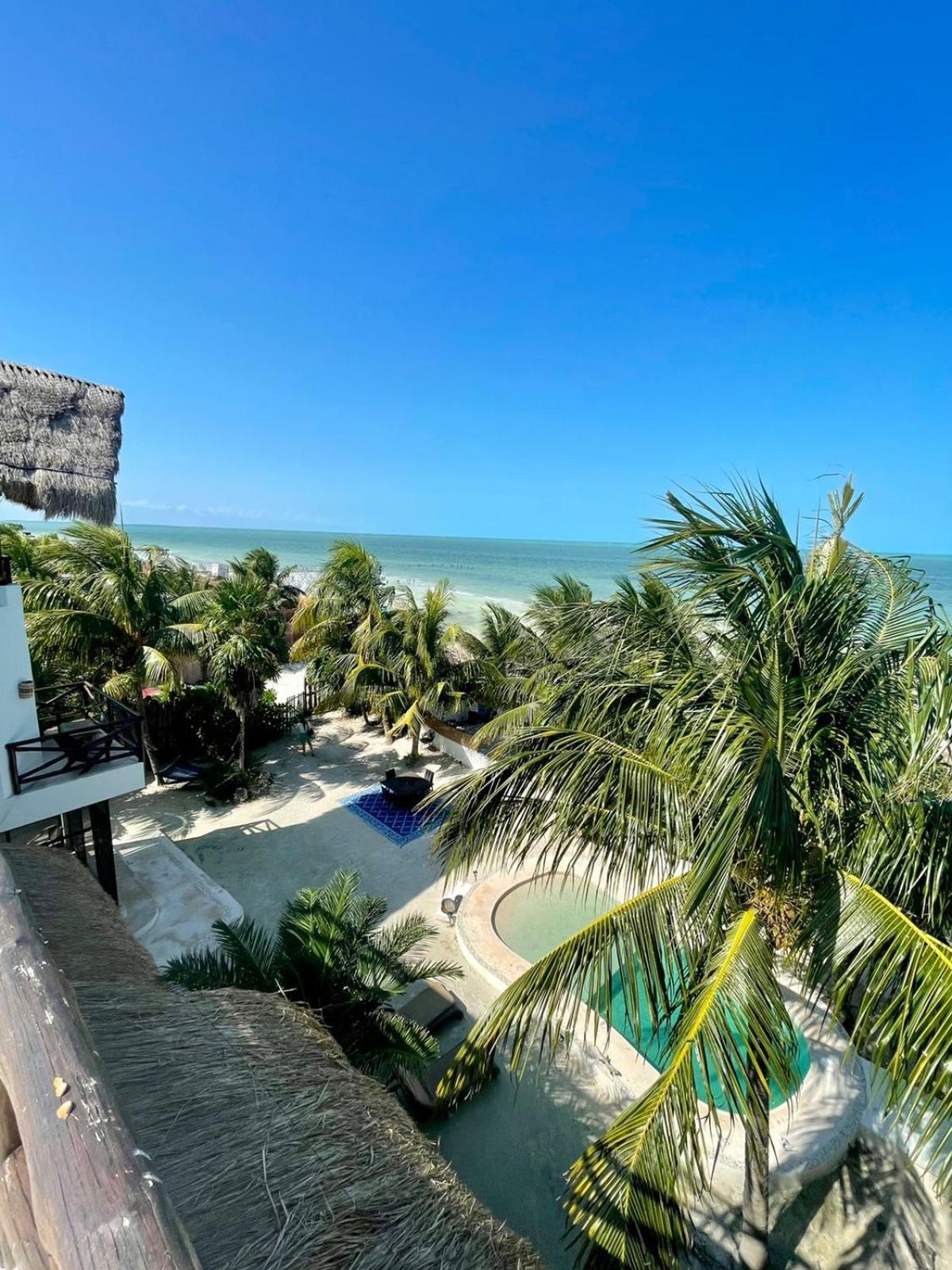 La Puerta Azul Beachfront - Adults Only Isla Holbox Exterior photo