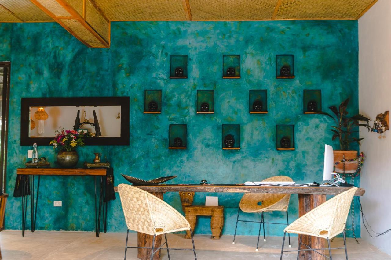 La Puerta Azul Beachfront - Adults Only Isla Holbox Exterior photo